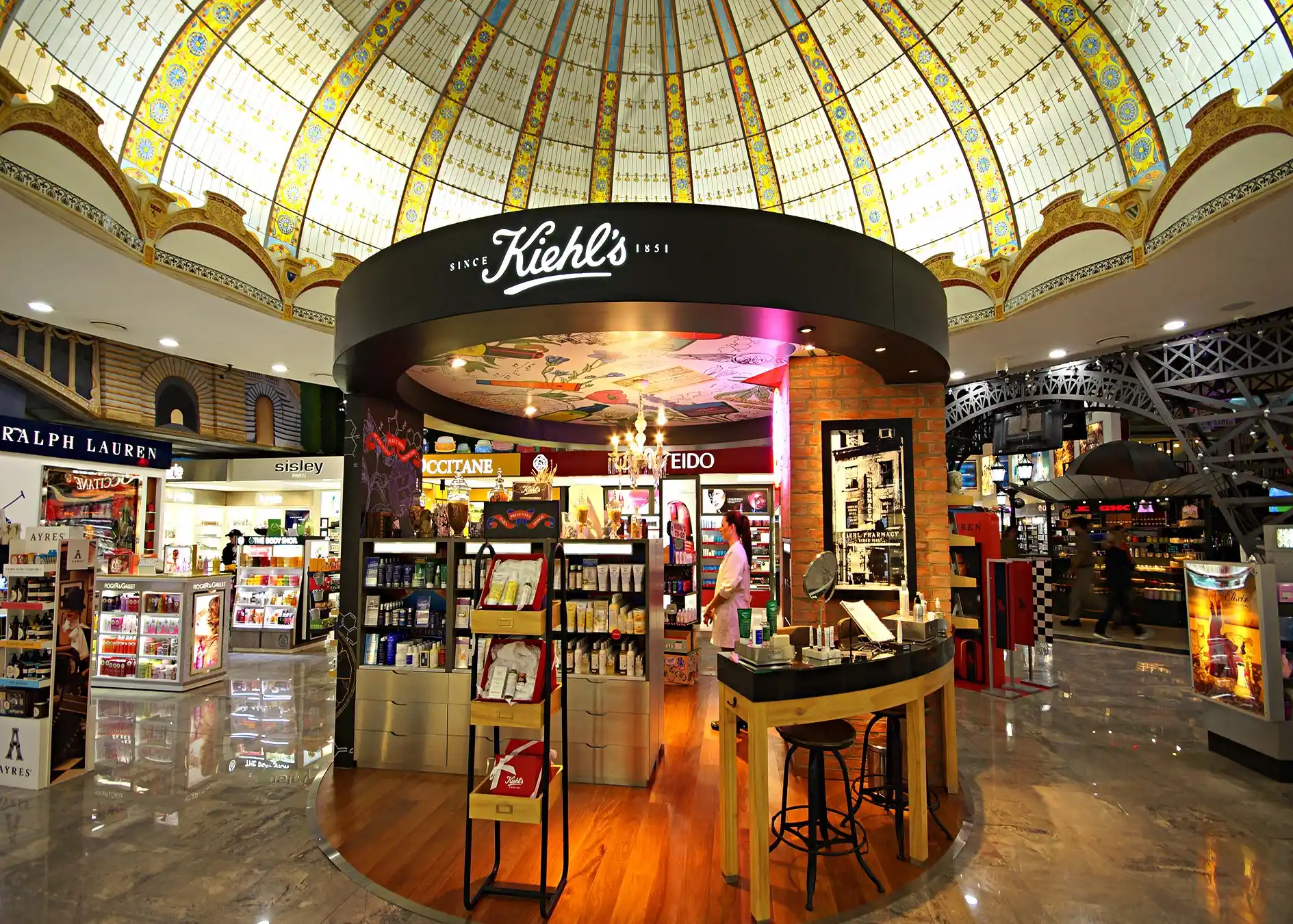 Entrada al Duty Free Shop de Puerto Iguazú