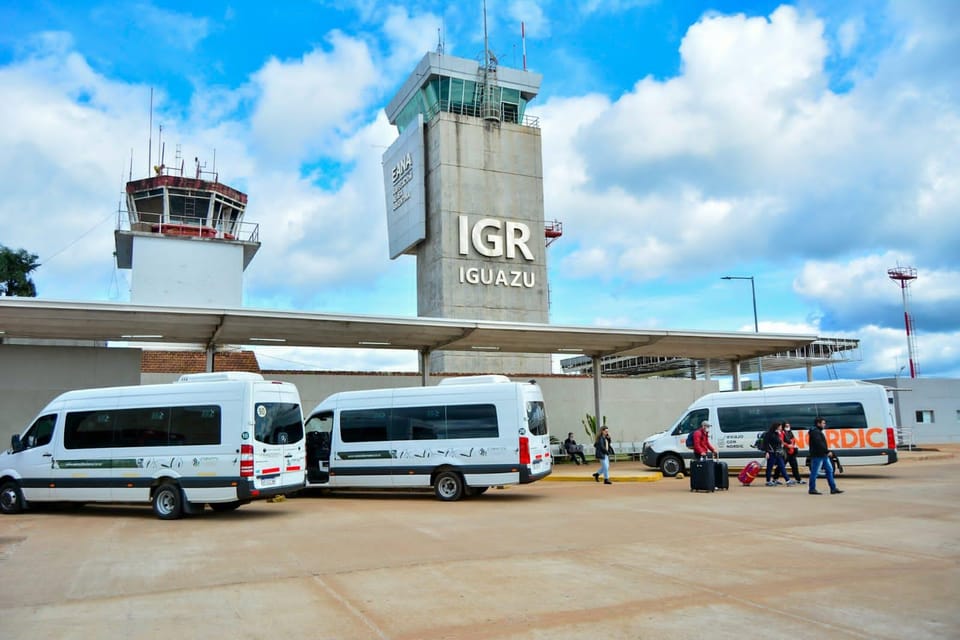 Recepción zona de Taxi en el Aeropuerto de Iguazú